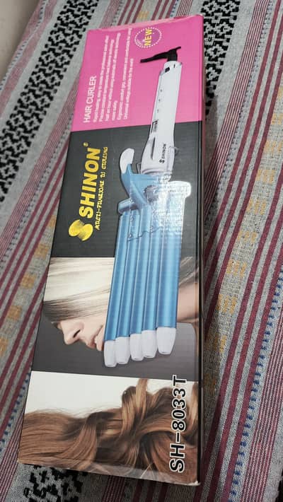 Triple barrel ceramic curling rod