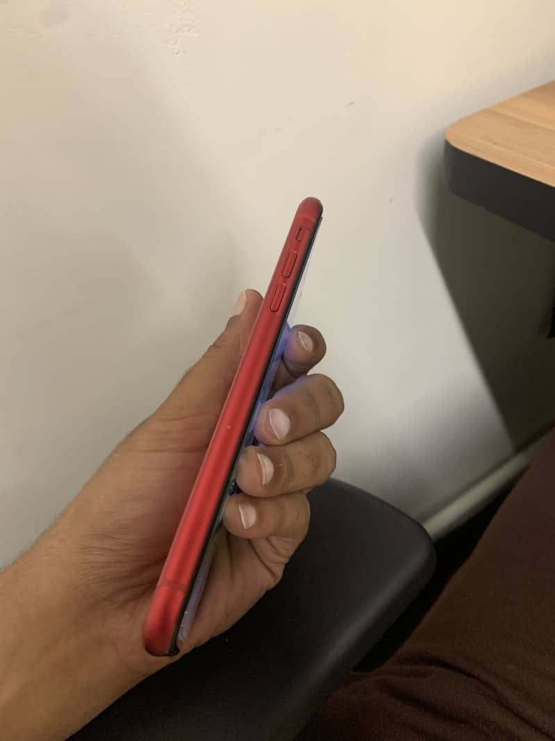 Apple iPhone 11 5