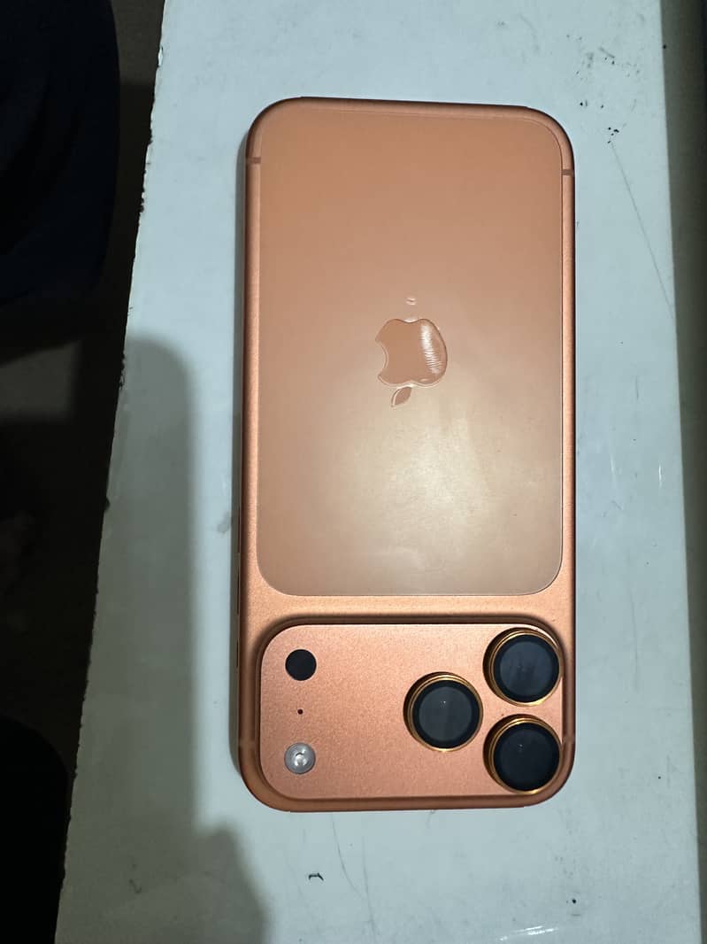 Apple iPhone 17 Pro Max 3
