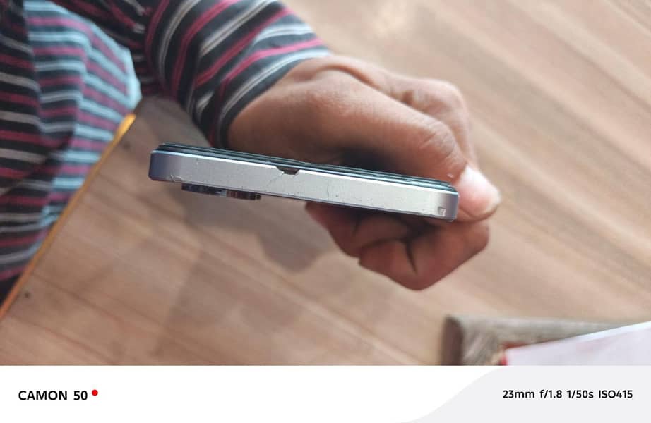 Realme Note 60 4