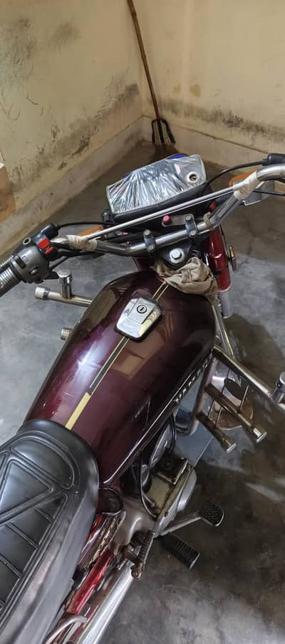 Yamaha YB 100