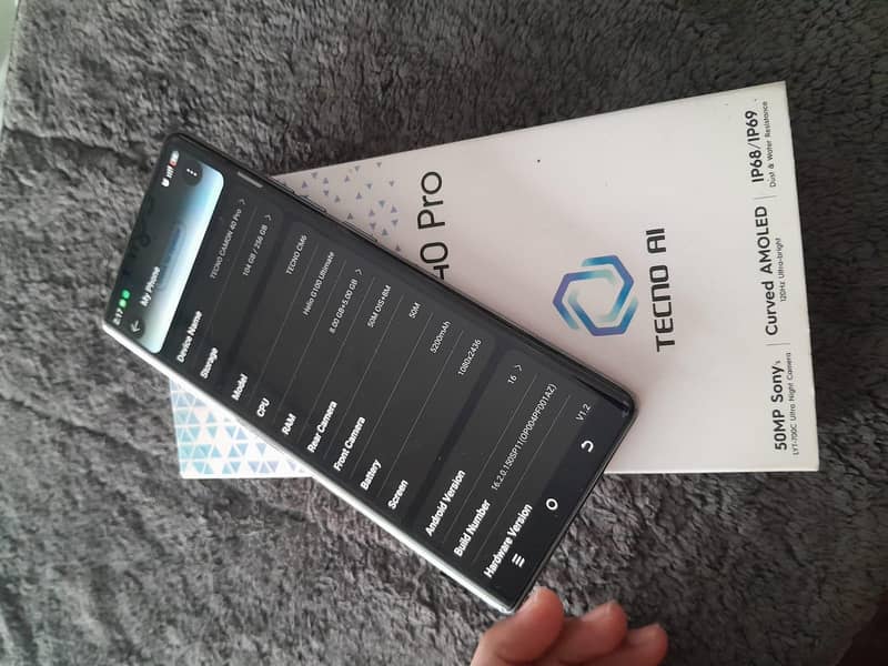 Tecno CAMON 40 Pro 0