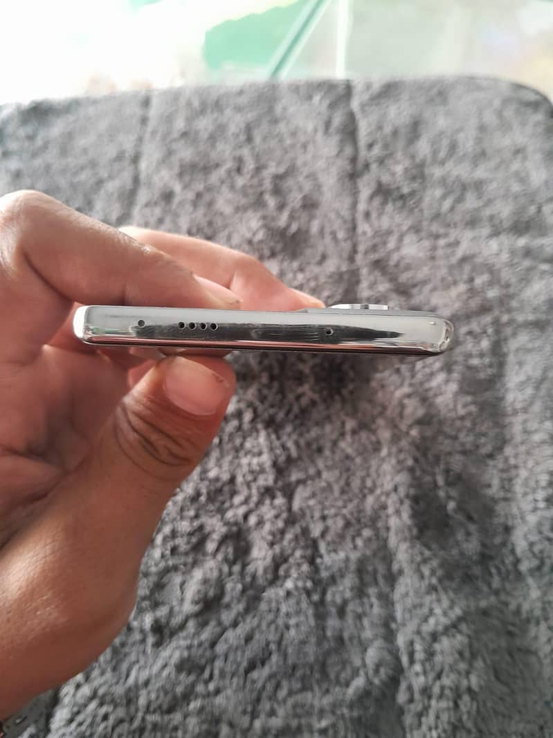 Tecno CAMON 40 Pro 3