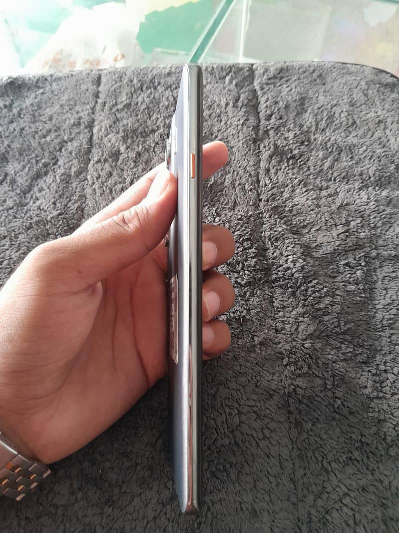 Tecno CAMON 40 Pro 5