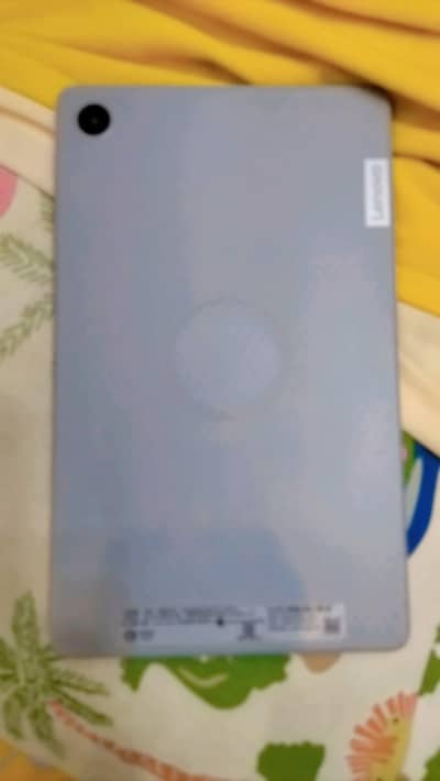 Lenovo tab M8