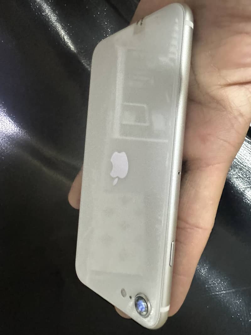 Apple iPhone SE 2