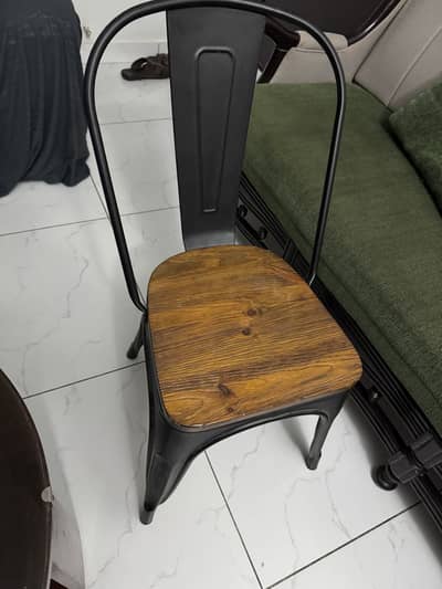 Habit Franklin Chair