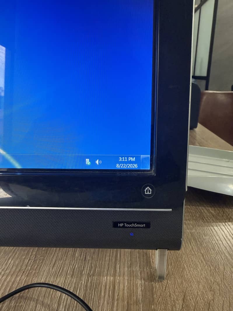 HP All in one computer Touchscreen 2