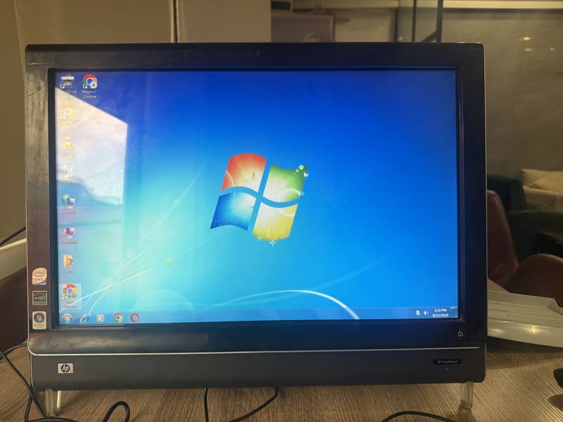 HP All in one computer Touchscreen 4