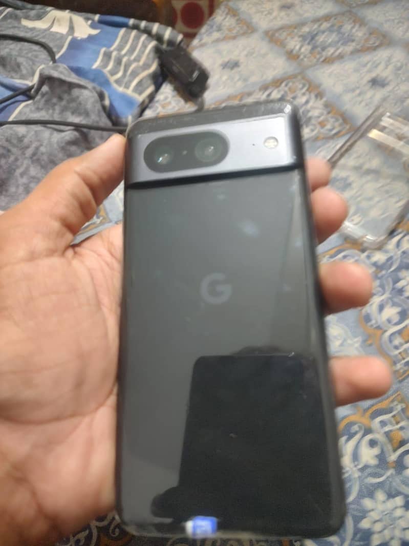 Google Pixel 8 2