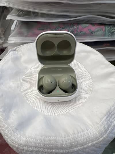 Samsung galaxy ear buds 2