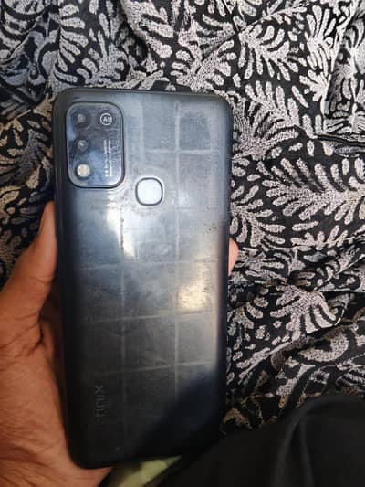 Infinix Hot 11