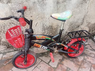 used bicycle but good working baby cycle 