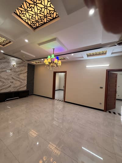 8 MARLA ( 30*60 ) NEW HOUSE FOR SALE In Multi F-17 ISLAMABAD.