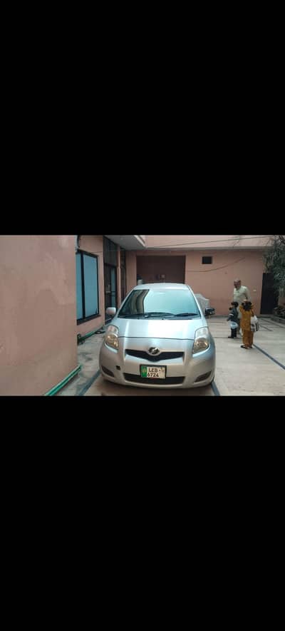 Toyota Vitz 2010