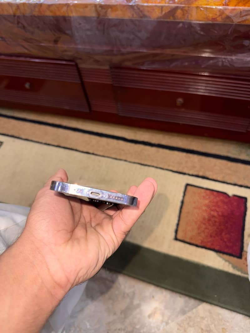 Apple iPhone 14 Pro 8
