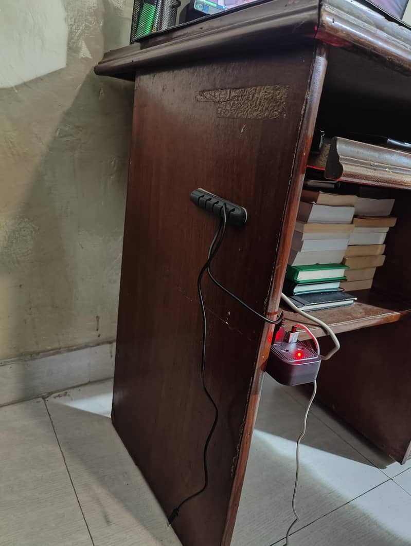 PC Table / Office Table 4