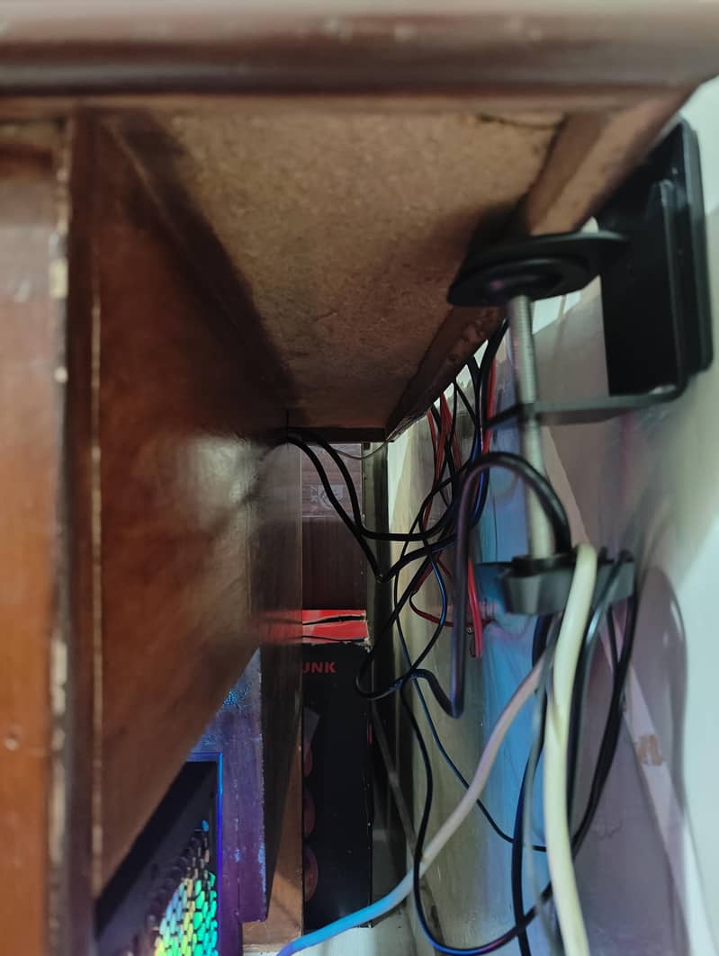 PC Table / Office Table 8