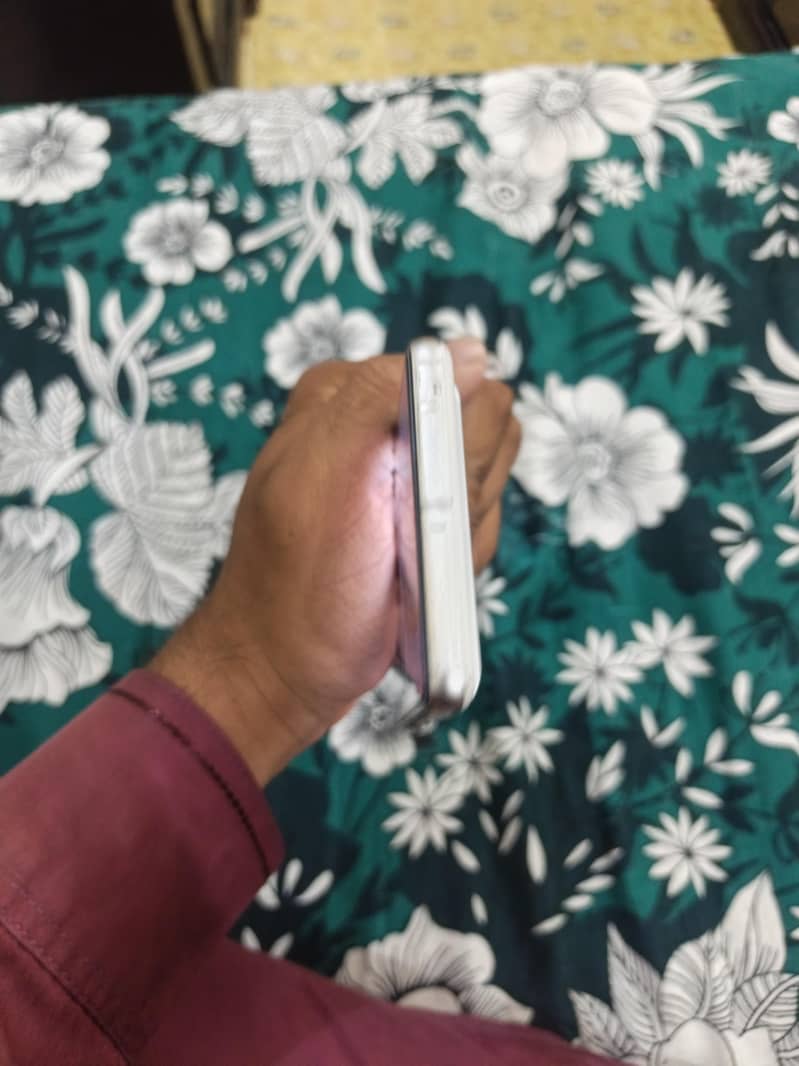 Google Pixel 7 2