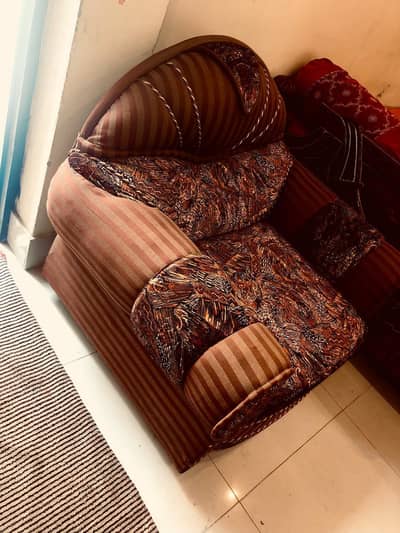 5 seater used butt new condition