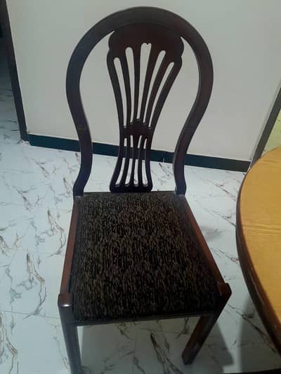 Oak wooden Dine in Table | With 6 Chairs