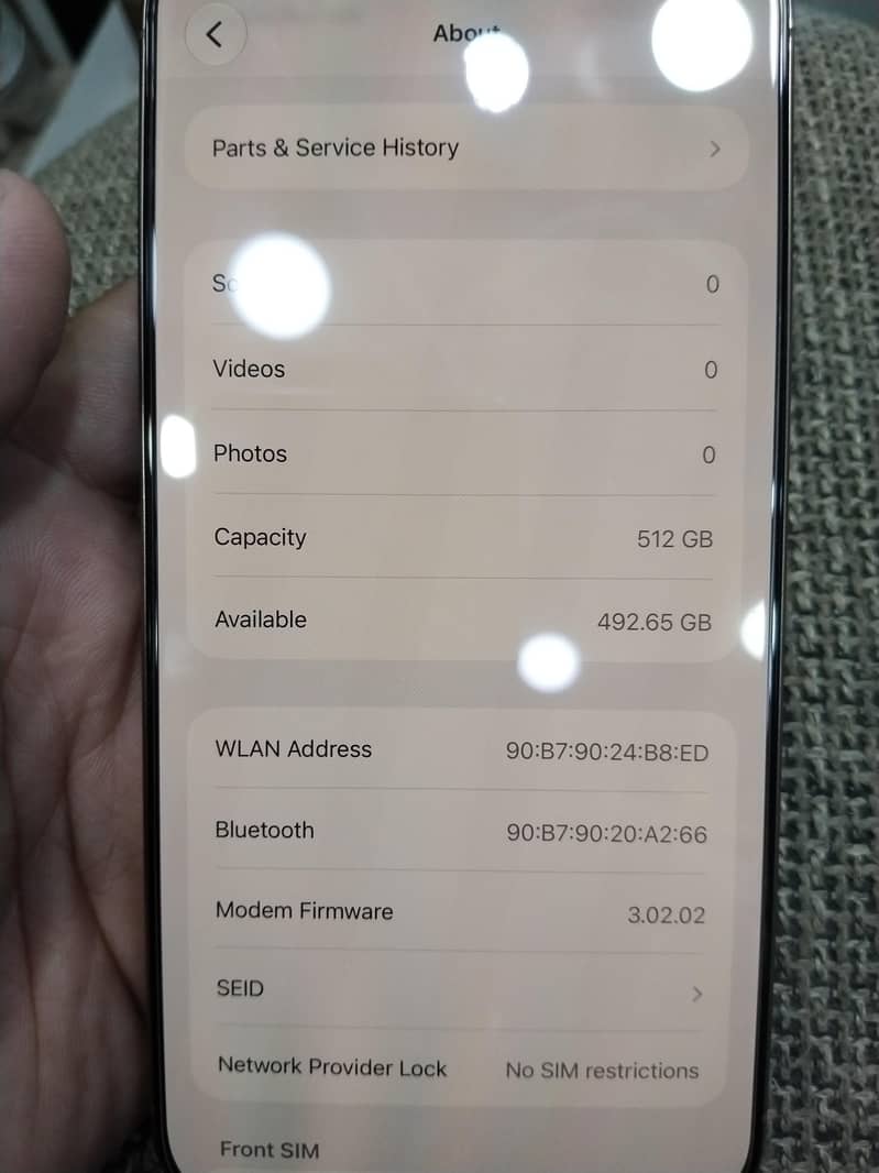 Apple iPhone 16 Pro Max 1