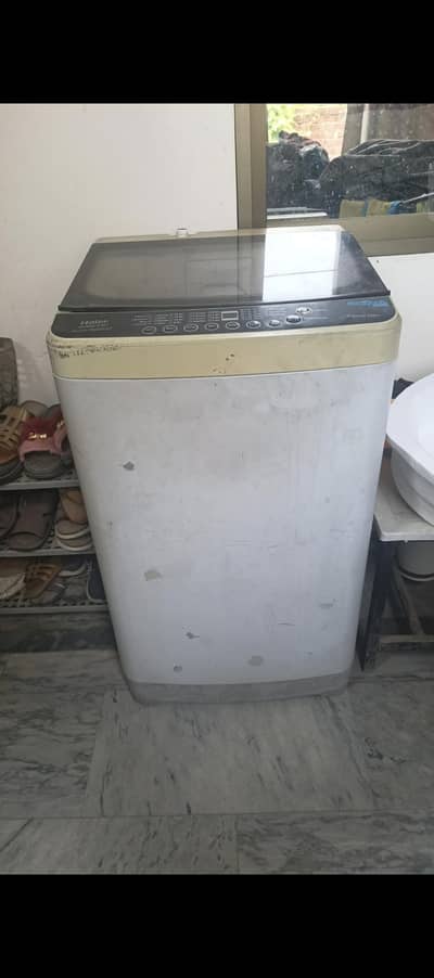 HAIER 8KG F-AUTO WASHING MACHINE urgent for sale