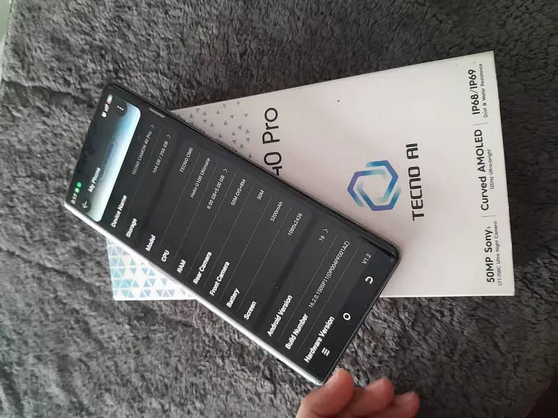 Tecno CAMON 40 Pro 0
