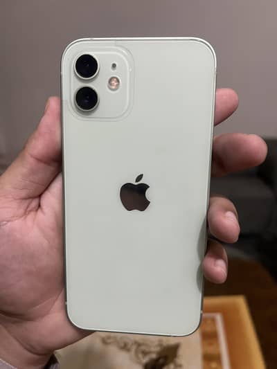 Apple iPhone 12