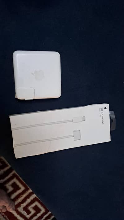 orignal apple macbook 67w type c charger