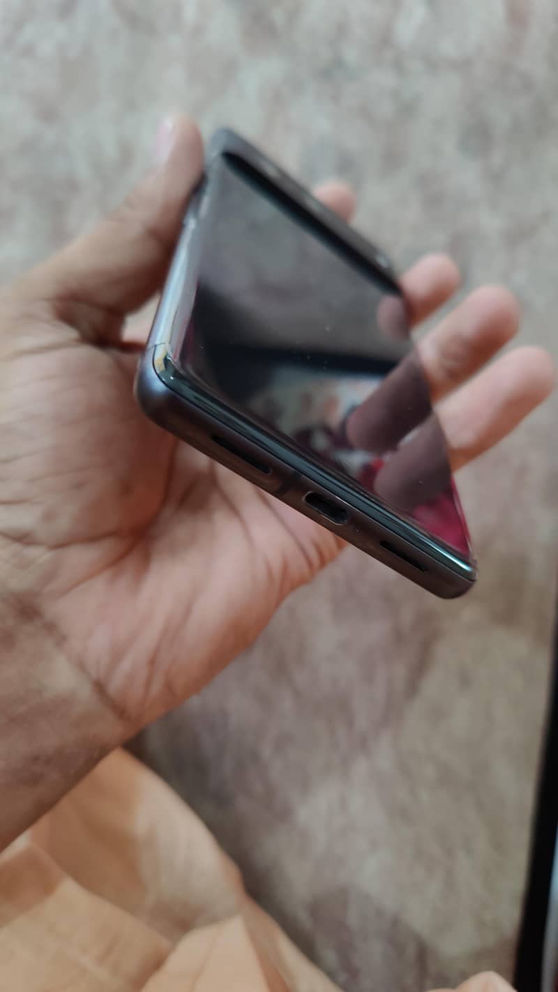 Google Pixel 7 5
