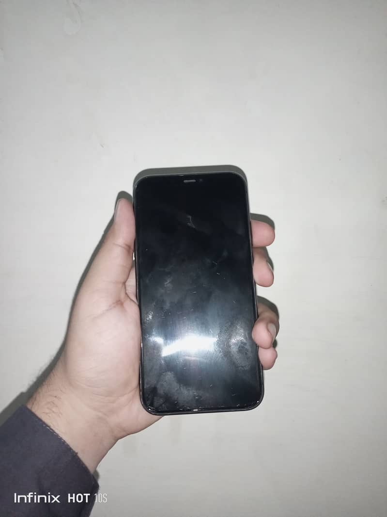 Apple iPhone 11 2