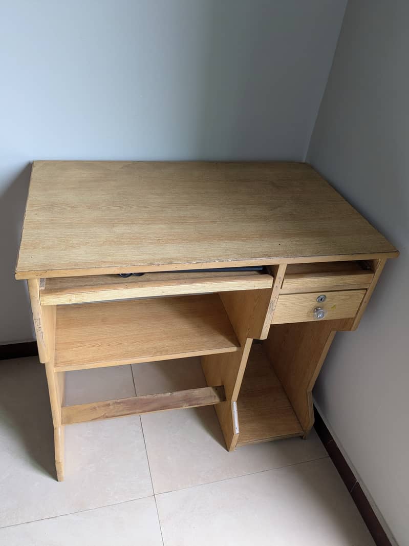 Computer table 2