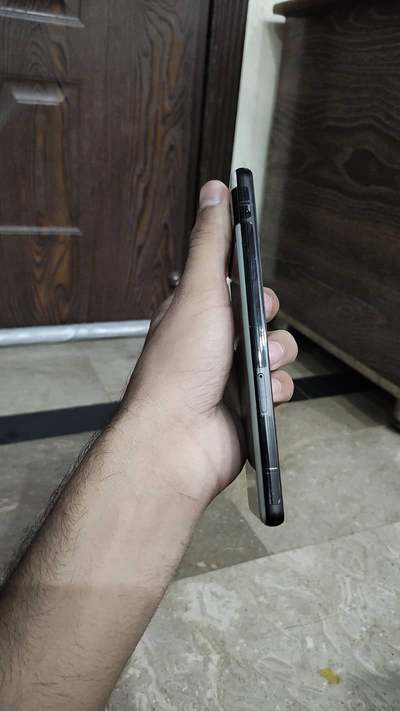 Pixel 6a 3