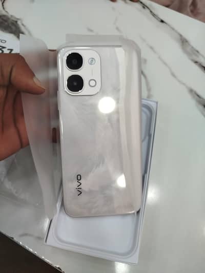 vivo y 31d with fuull box new