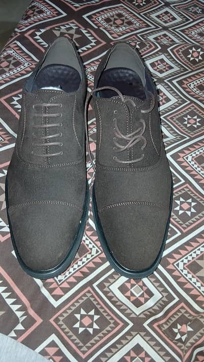 import China shoes dress paint 43 numb