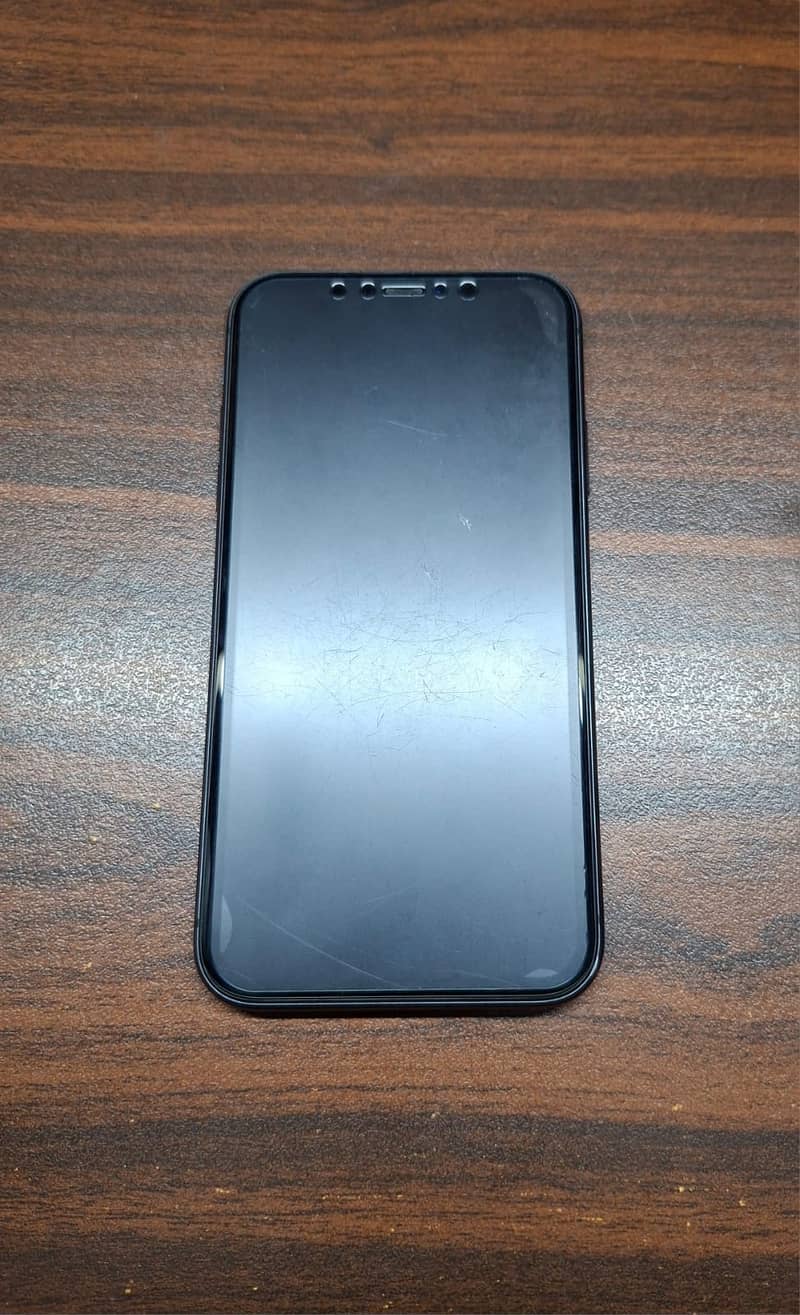 Apple iPhone 11 0