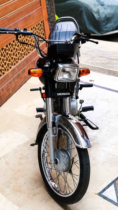 Honda CD 70 2025
