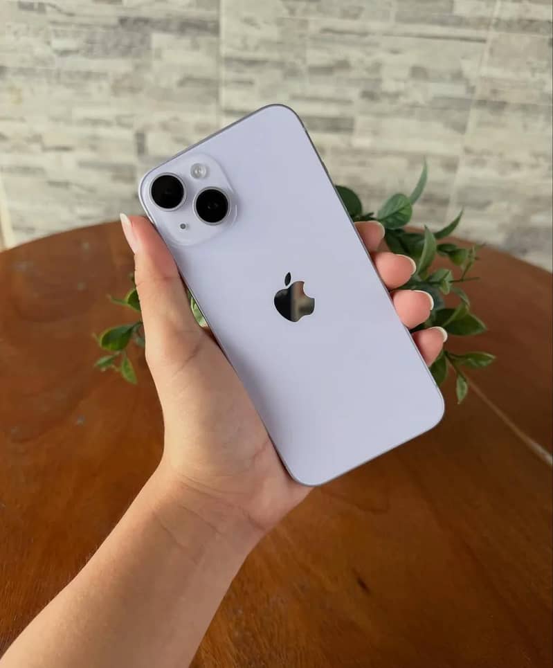 Apple iPhone 14 3