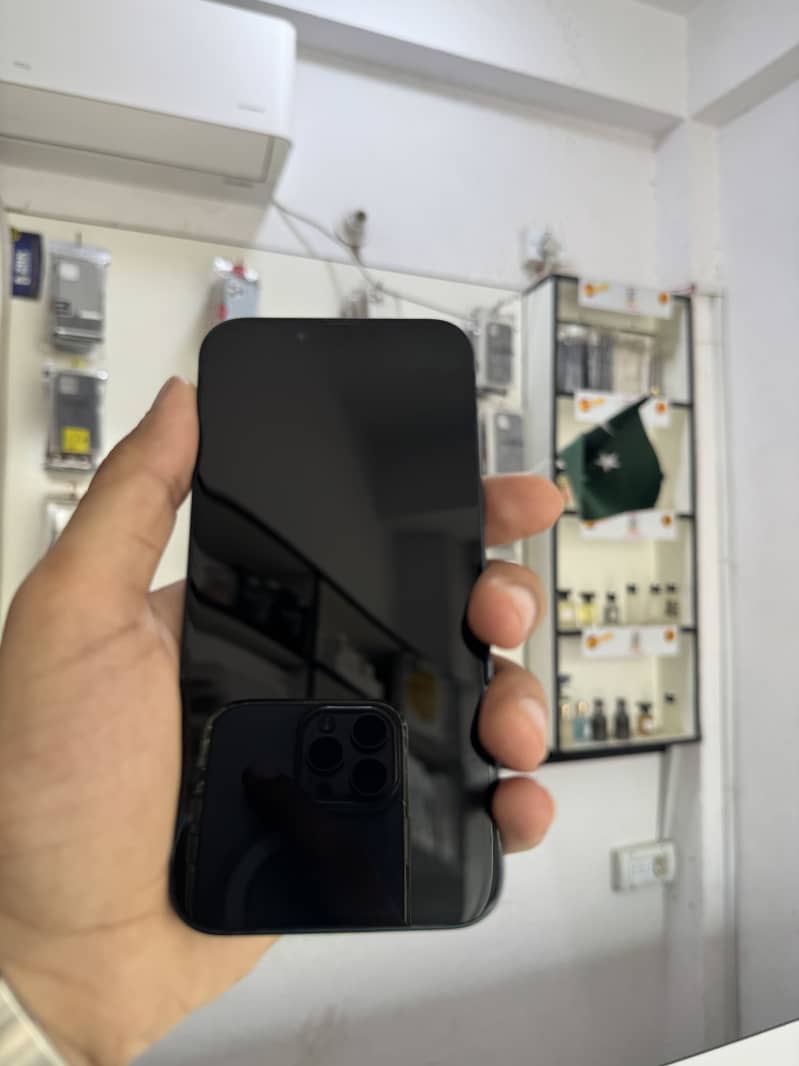 Apple iPhone 14 1