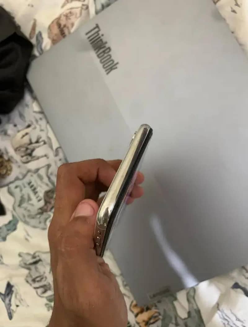 Apple iPhone X 1