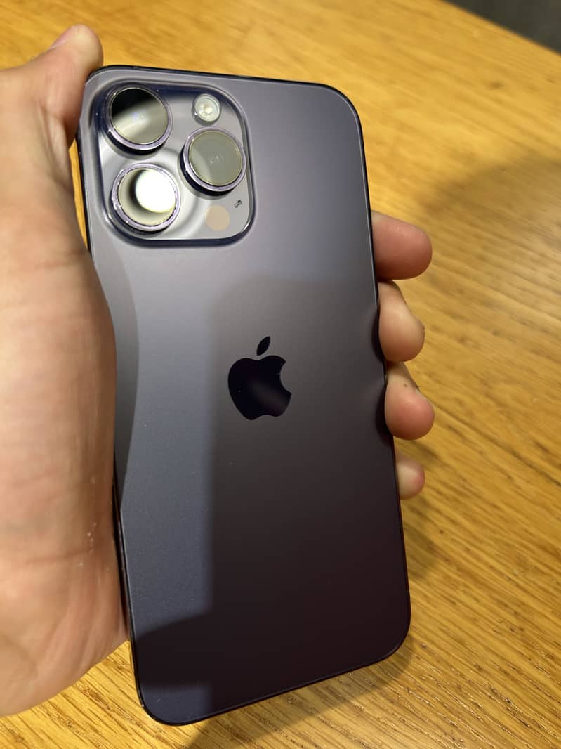 Apple iPhone 14 Pro Max 2