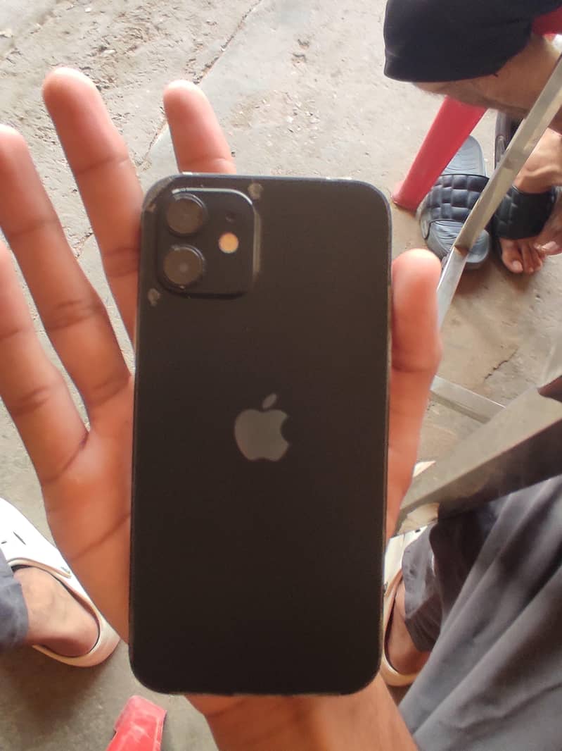 Apple iPhone 12 0