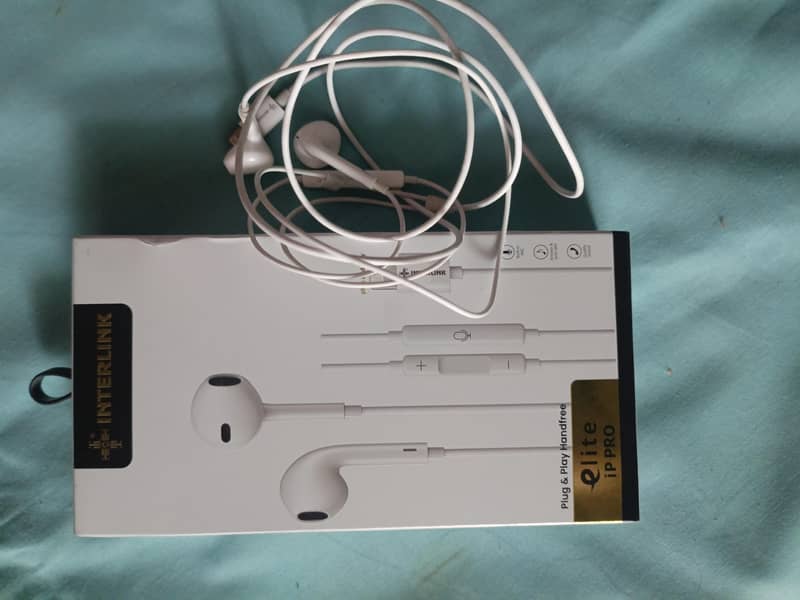 IPhone accessories 1