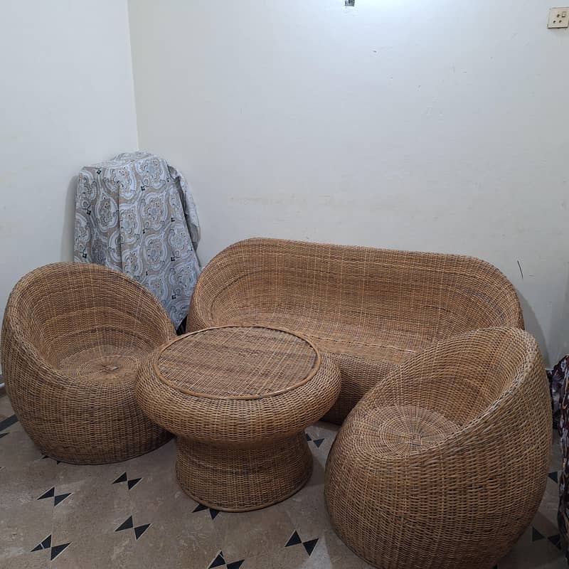 Cane sofa set with round table 0