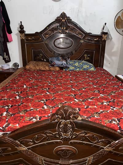 King size bed with side tables