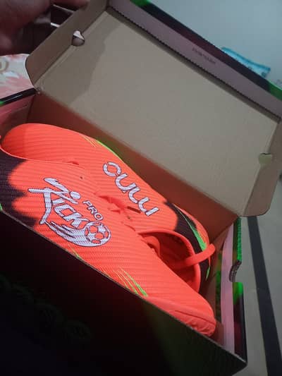 New football gripers