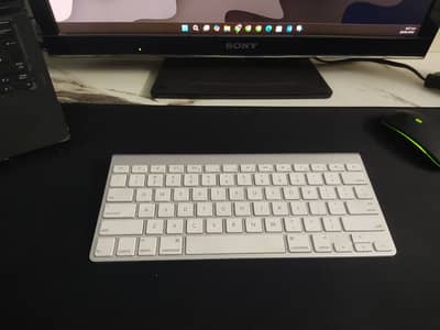 Apple Keyboard Magic 1
