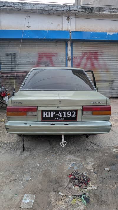 Nissan Sunny 1987