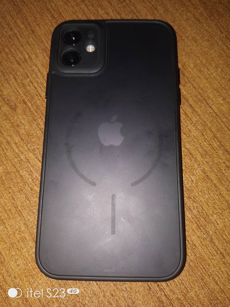 Apple iPhone 11 0